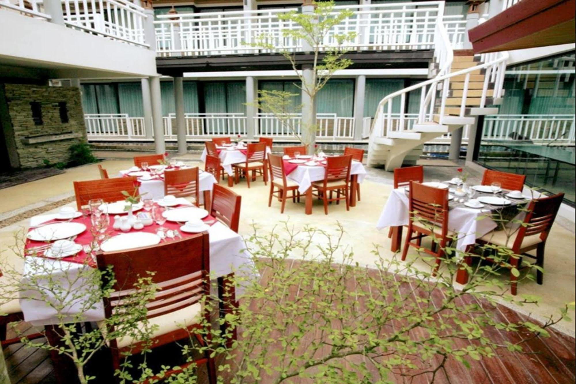 Honey Resort, Kata Beach Exterior foto